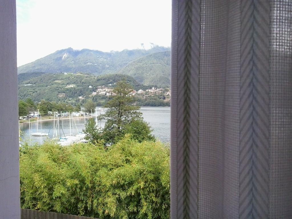 Hotel Pizzeria Mezzolago แปร์จีนา วัลซูกานา ห้อง รูปภาพ